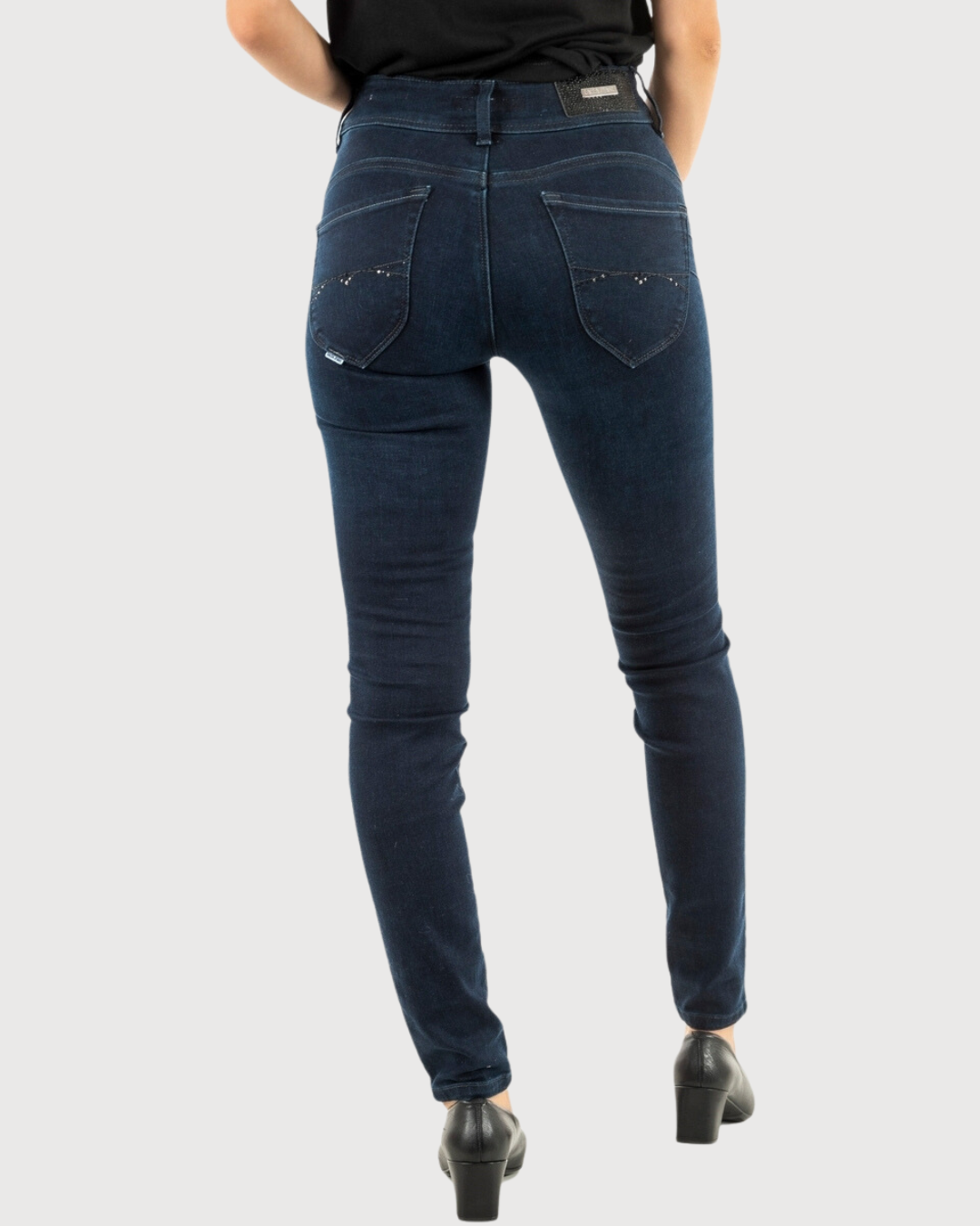 Secret Push in Medium Rise Skinny Leg