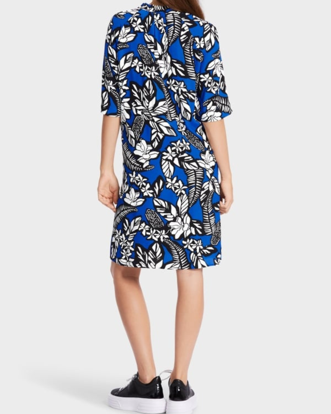 Dress with print &quot;Rethink Together&quot;