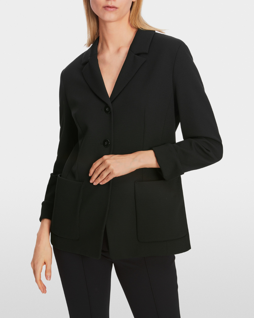 Blazer with structured outer material