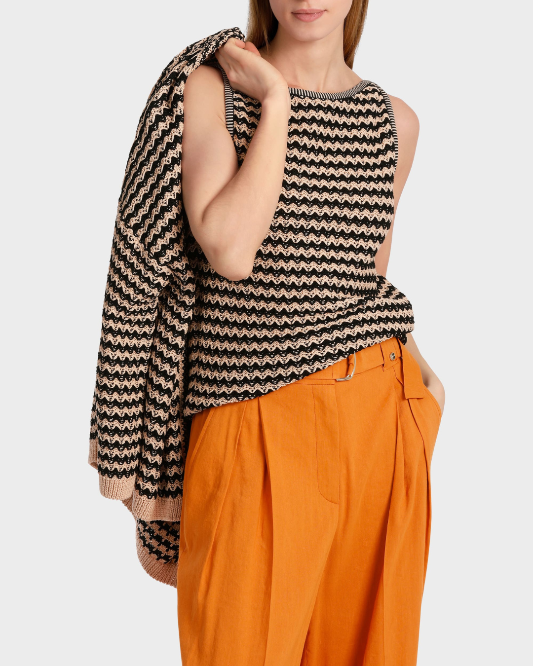 Rethink Together&quot; sleeveless knitted top