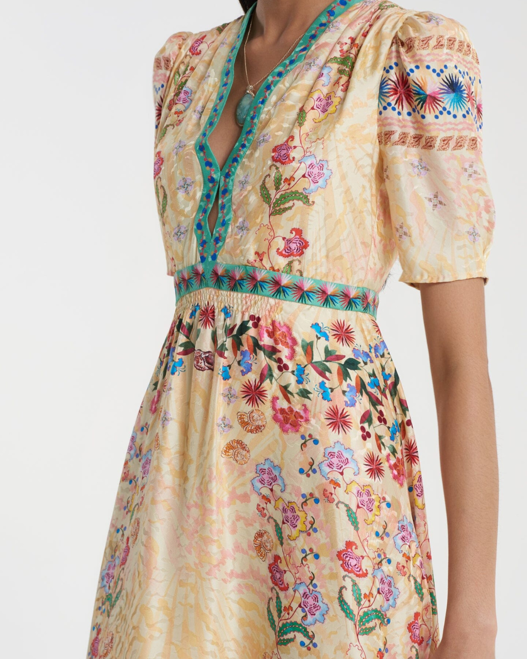 Tabitha Dress In Floral Oyster